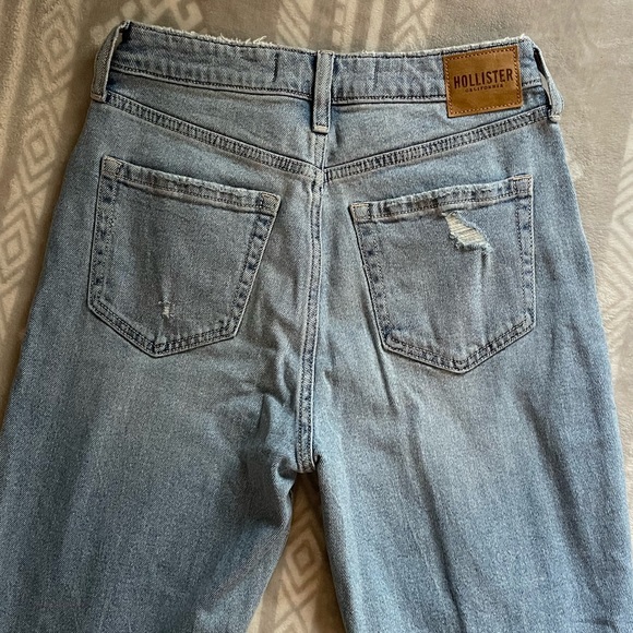 Hollister Mom Jeans - Picture 3 of 5